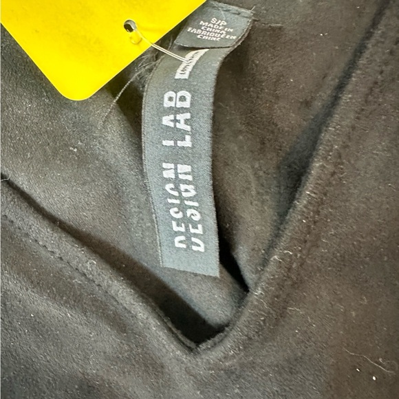 Design Lab Black Tassel Trim Women's Double V Angled Crop Top - Picture 3 of 5